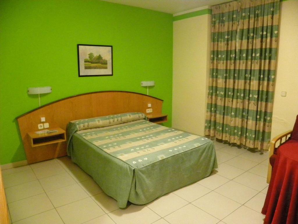 Hostal Las Fuentes Аревало Екстер'єр фото