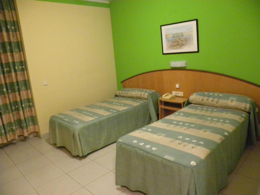 Hostal Las Fuentes Аревало Екстер'єр фото